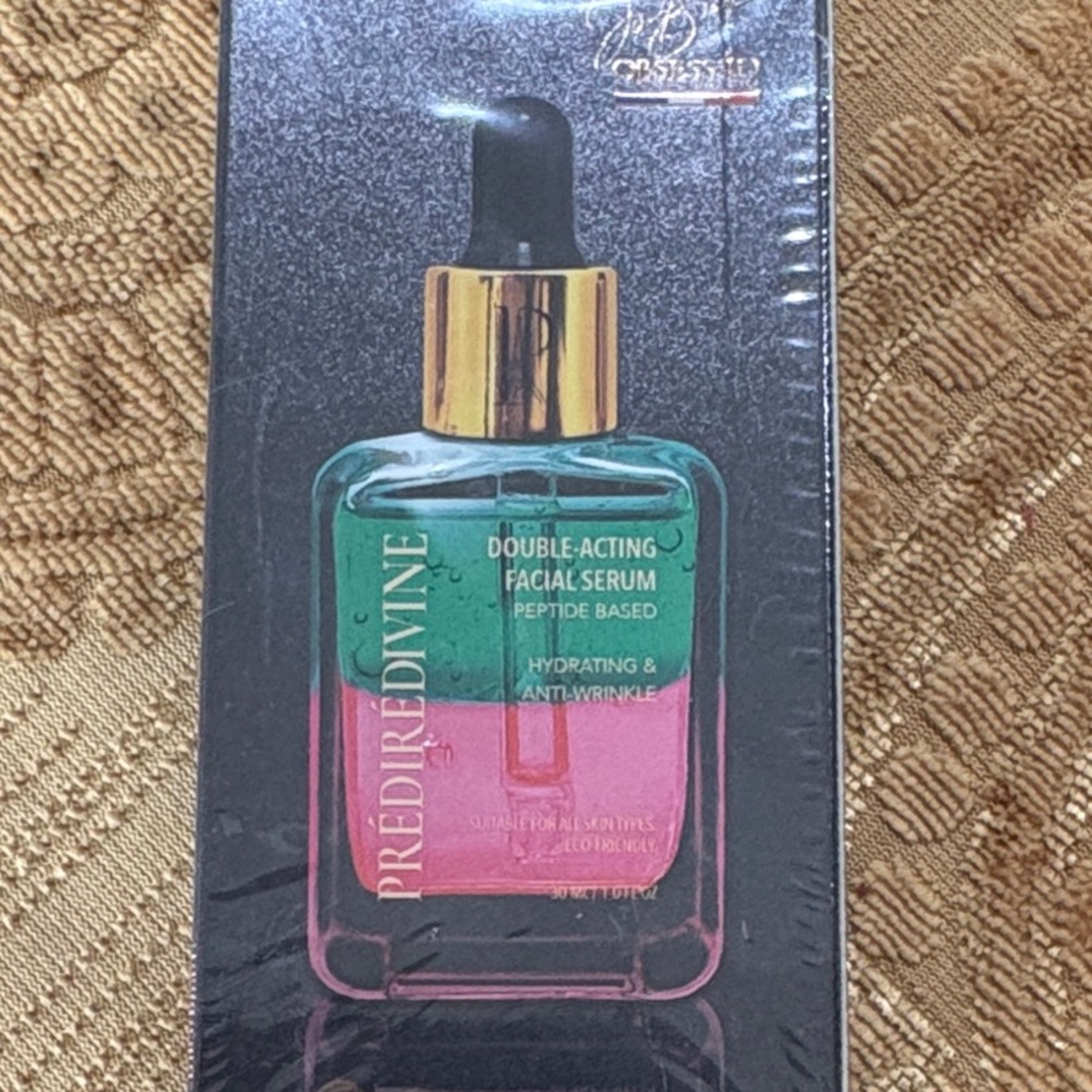 Predire Divine Double-Acting Facial Serum - Gold and Pink